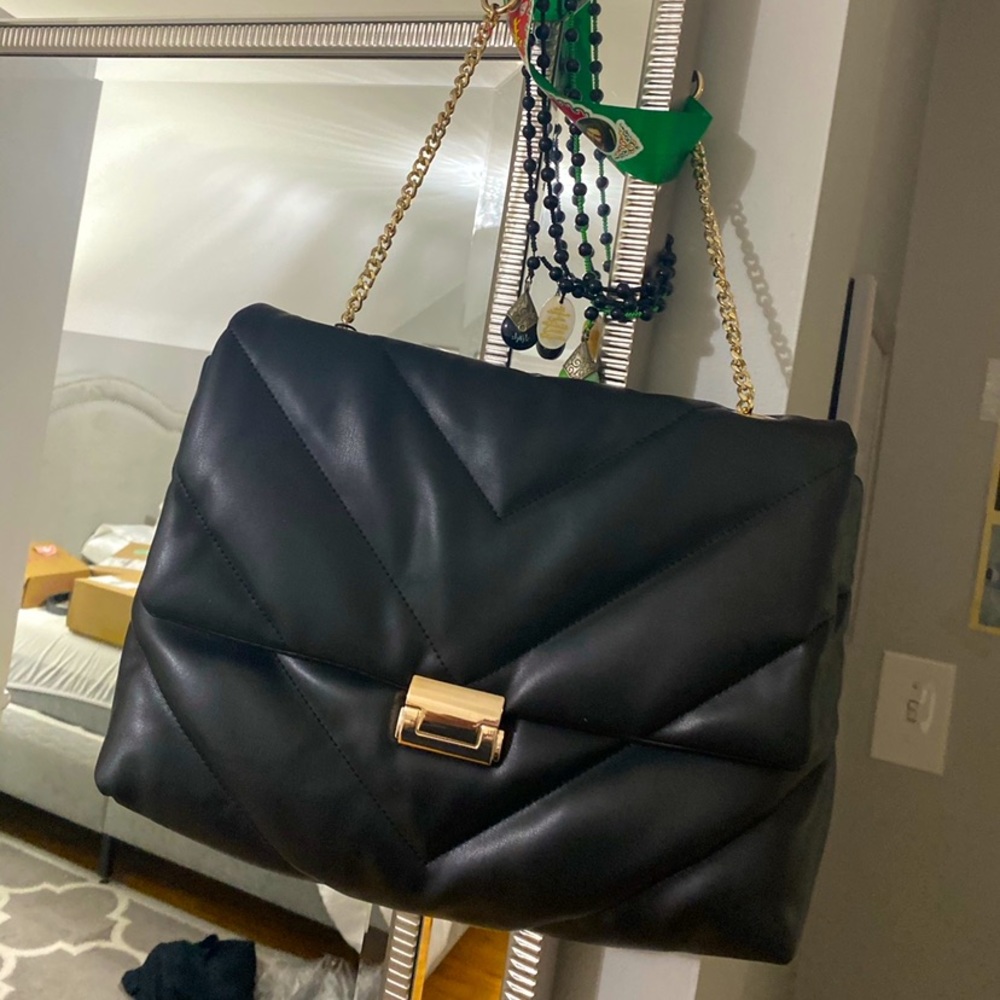 NWOT Zara Black Quilted Shoulder Bag
